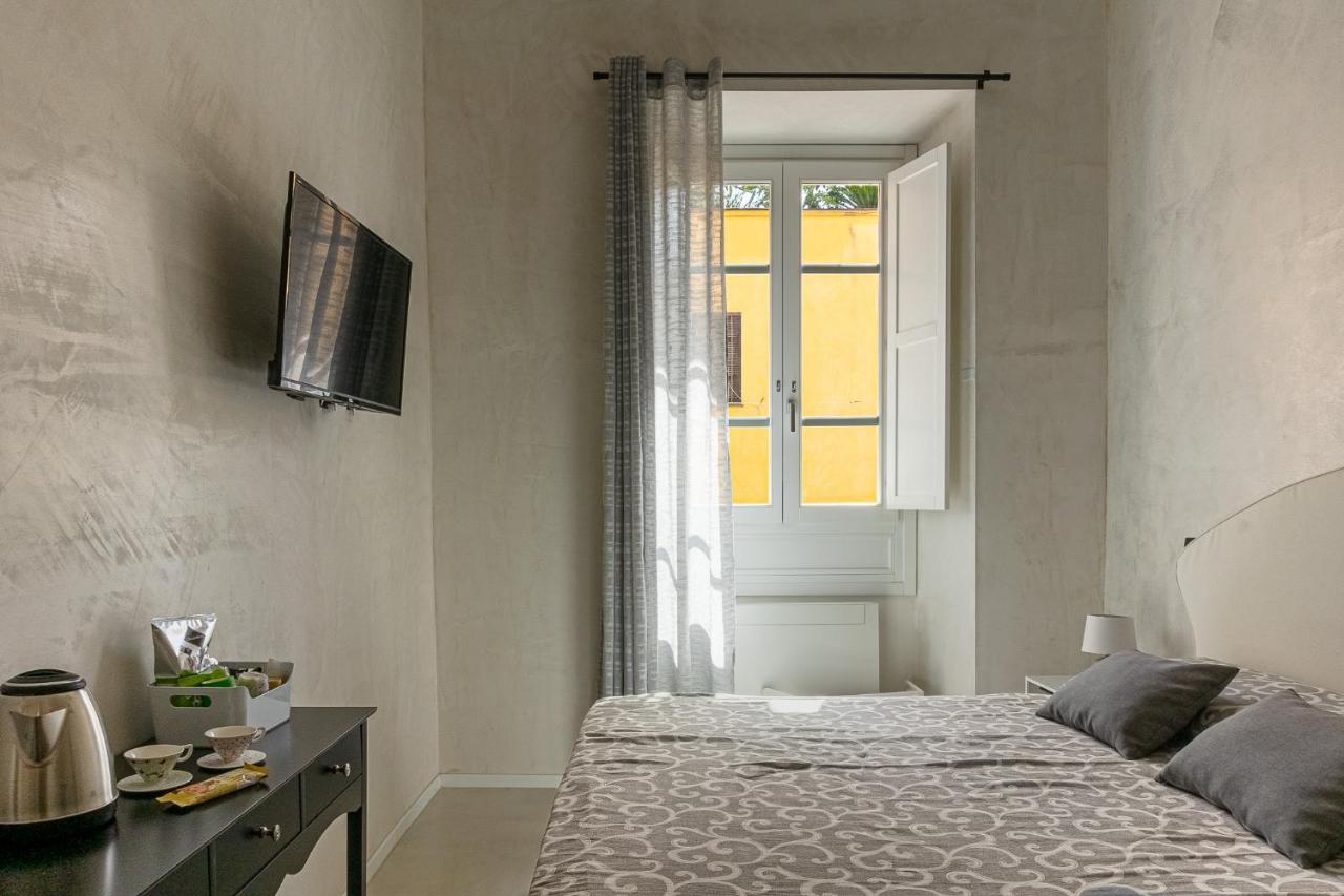 Flower Rooms Кальяри Экстерьер фото